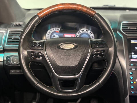 2016 Ford Explorer Platinum