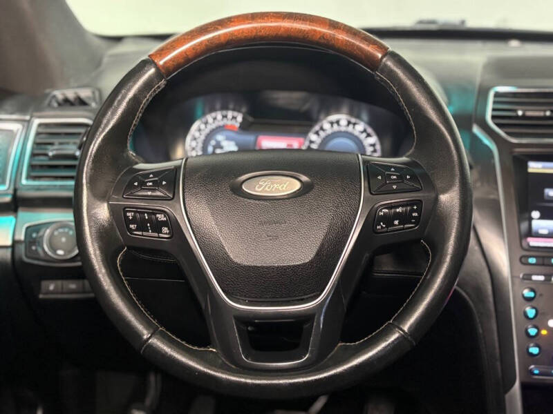 2016 Ford Explorer Platinum