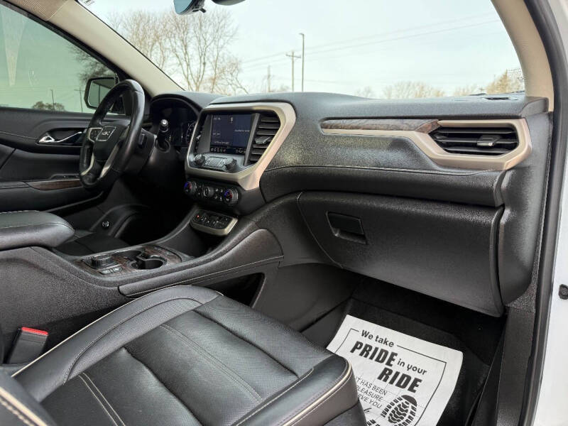 2020 GMC Acadia Denali