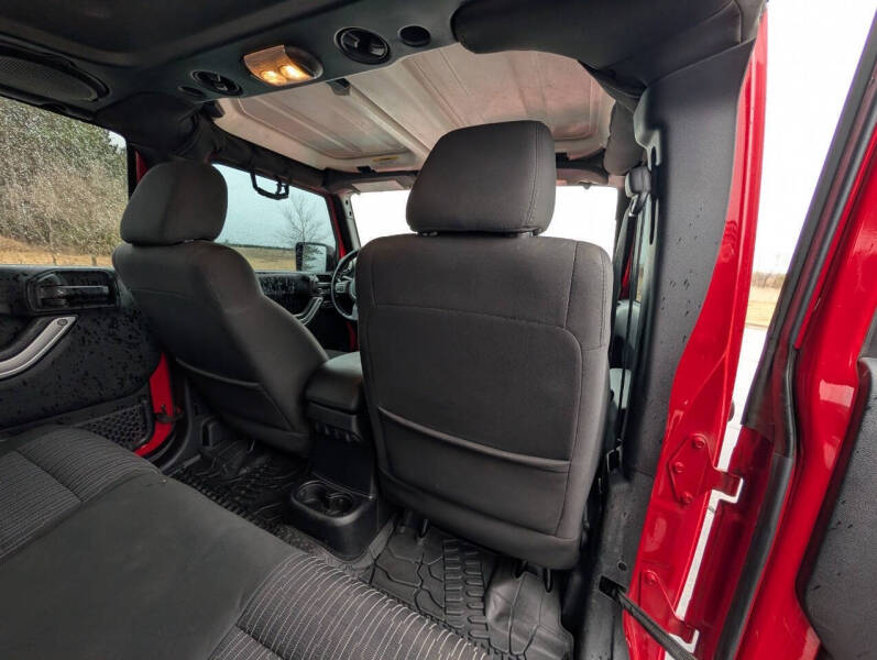 2012 Jeep Wrangler Unlimited Sahara