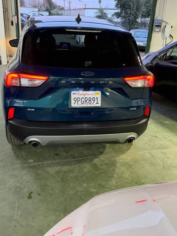 2020 Ford Escape Hybrid SE Sport