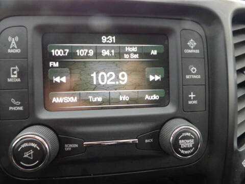 2017 Jeep Cherokee Sport