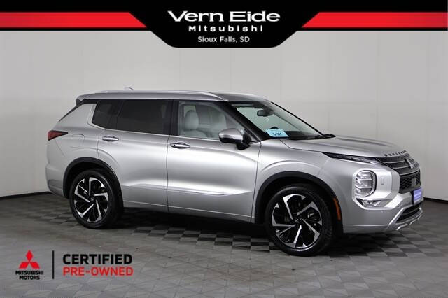 2024 Mitsubishi Outlander SEL