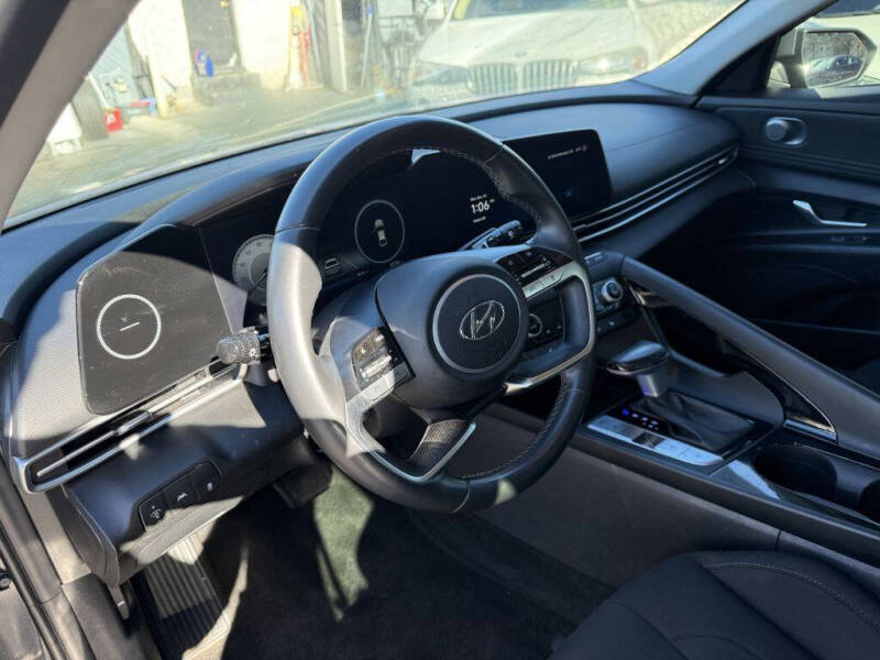 2023 Hyundai Elantra