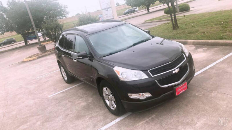 2010 Chevrolet Traverse for sale at West Oak L&M in Houston TX