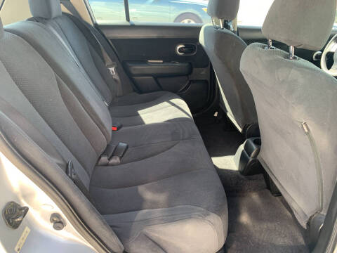 2012 Nissan Versa 1.8 S