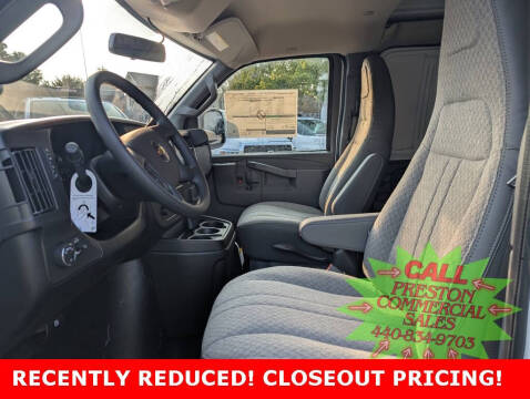 2025 Chevrolet Express 2500