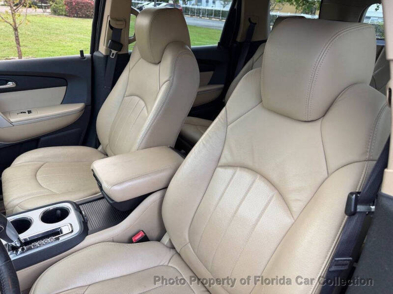 2011 GMC Acadia SLT-2