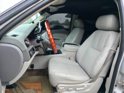 2011 Chevrolet Avalanche LT