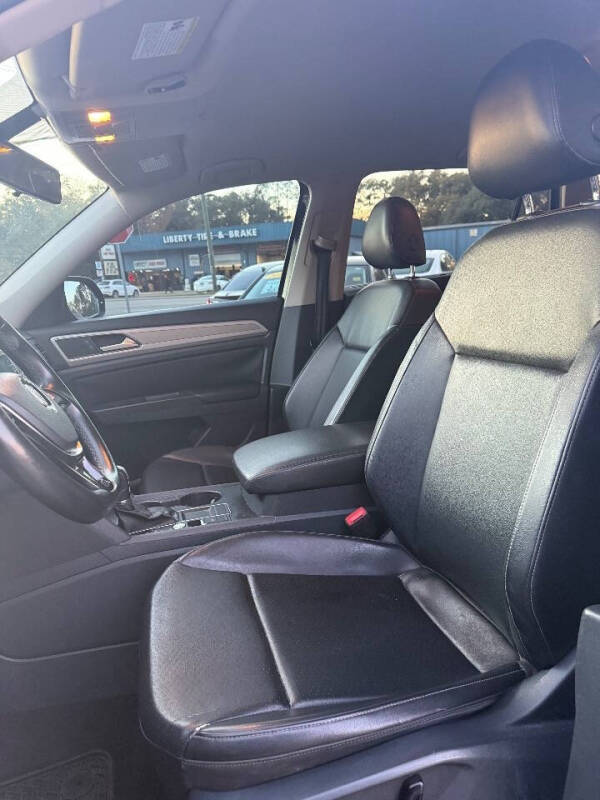 2018 Volkswagen Atlas V6 SE