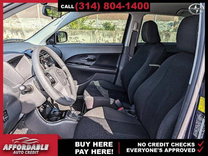 2010 Scion xD
