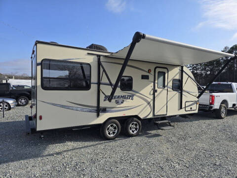 2016 Gulfstream Streamlite