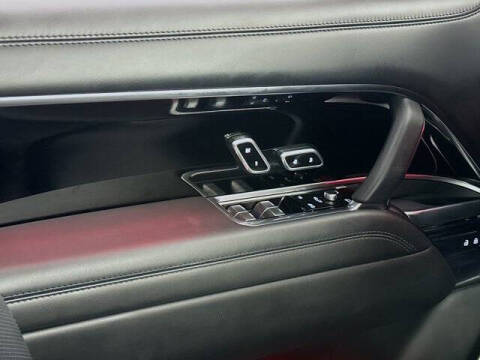 2023 Land Rover Range Rover P530 SE