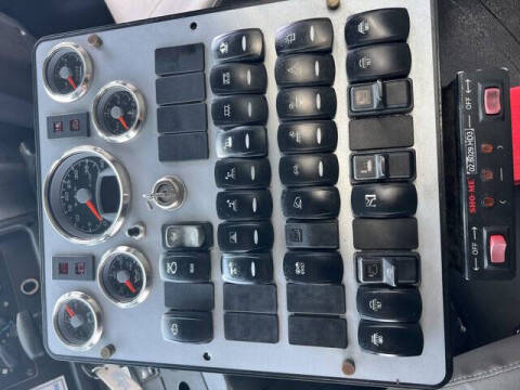 2016 Freightliner M2 106