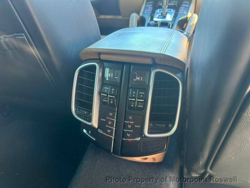 2016 Porsche Cayenne