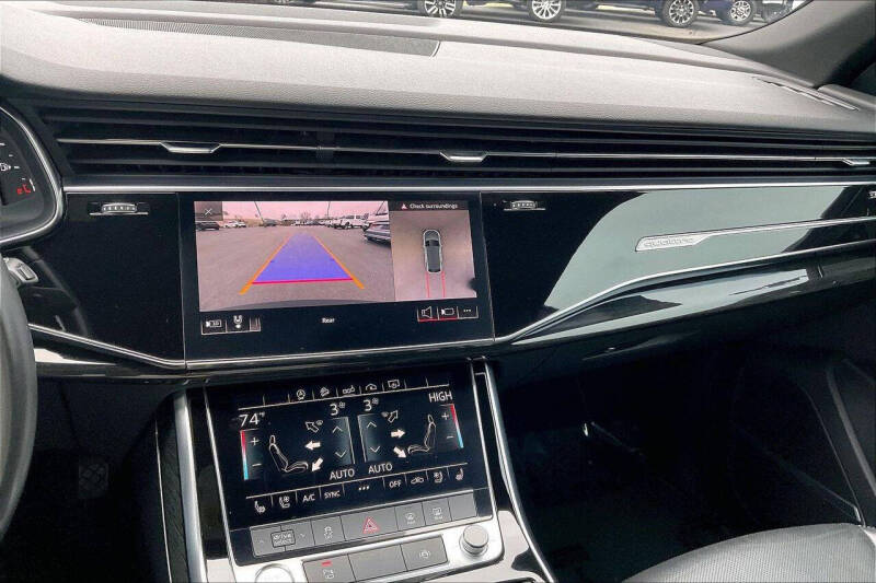 2020 Audi Q8 quattro Premium Plus 55 TFSI