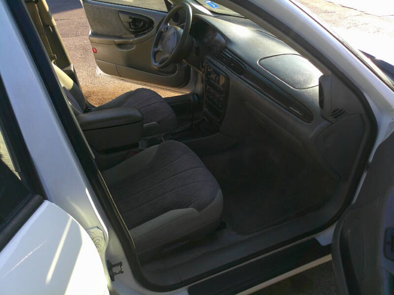 2000 Chevrolet Malibu Base photo 12