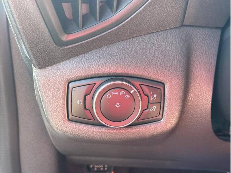 2018 Ford Transit Connect XLT