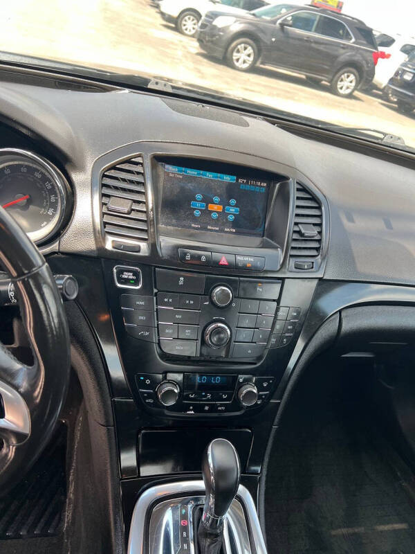 2012 Buick Regal Premium 2