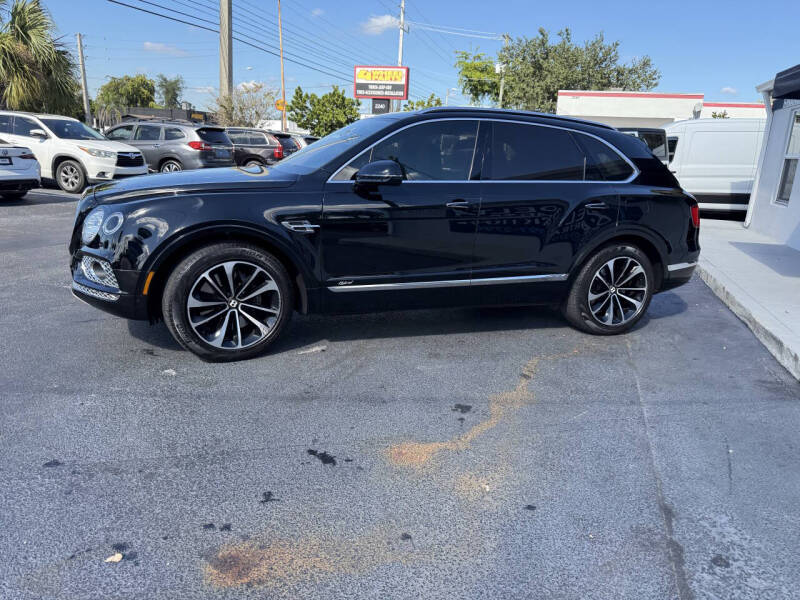 2020 Bentley Bentayga Hybrid