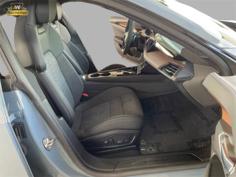 2022 Audi e-tron GT quattro Premium Plus