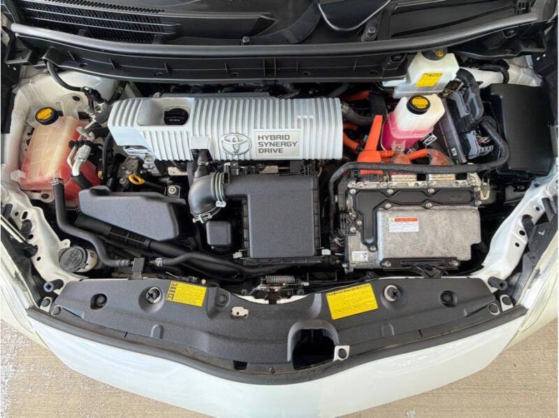 2012 Toyota Prius Two