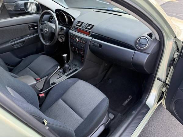 2008 Mazda MAZDA3 i Sport