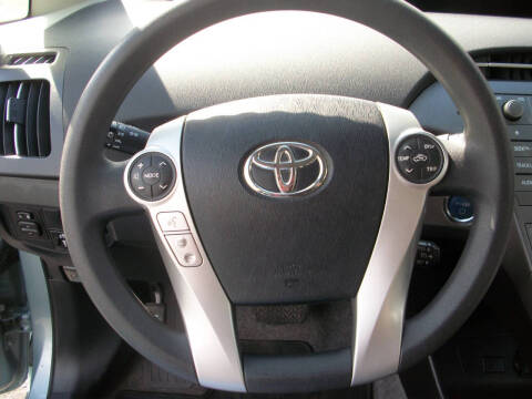 2014 Toyota Prius Three
