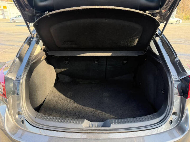 2017 Mazda MAZDA3 Sport