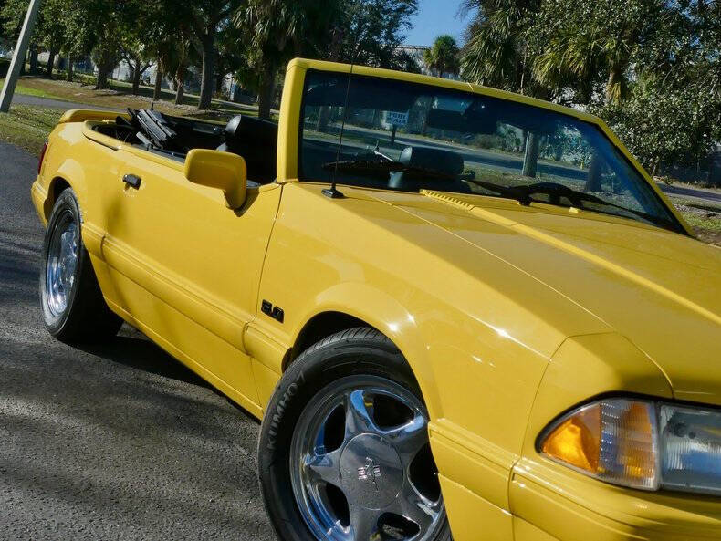 1993 Ford Mustang LX 5.0