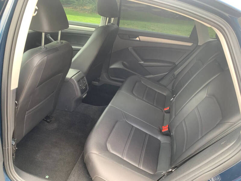 2021 Volkswagen Passat SE
