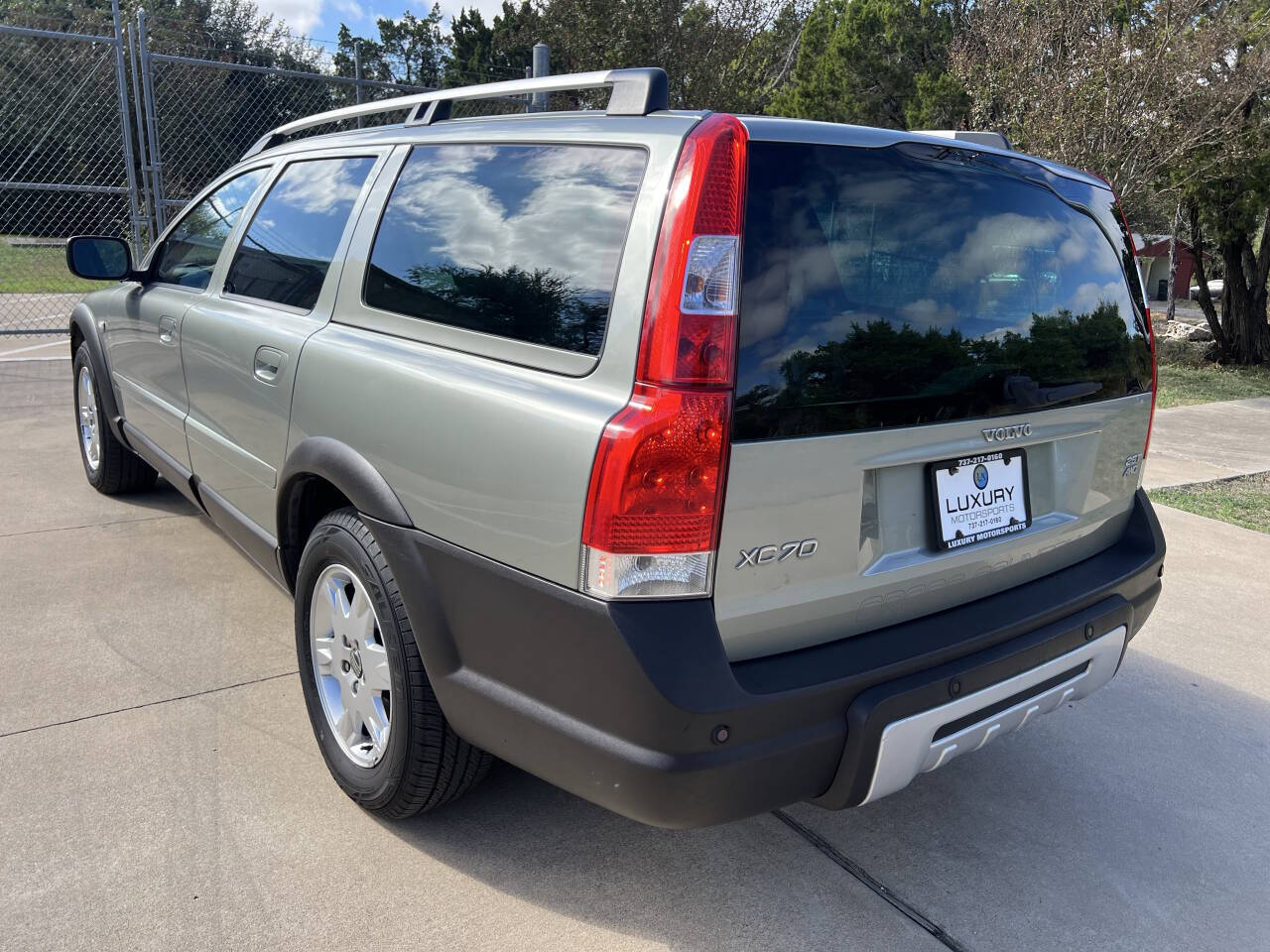 Used Car 2006 Volvo Xc70  Base Awd 4dr Wagon For Sale Under $10,000 In Austin, Texas