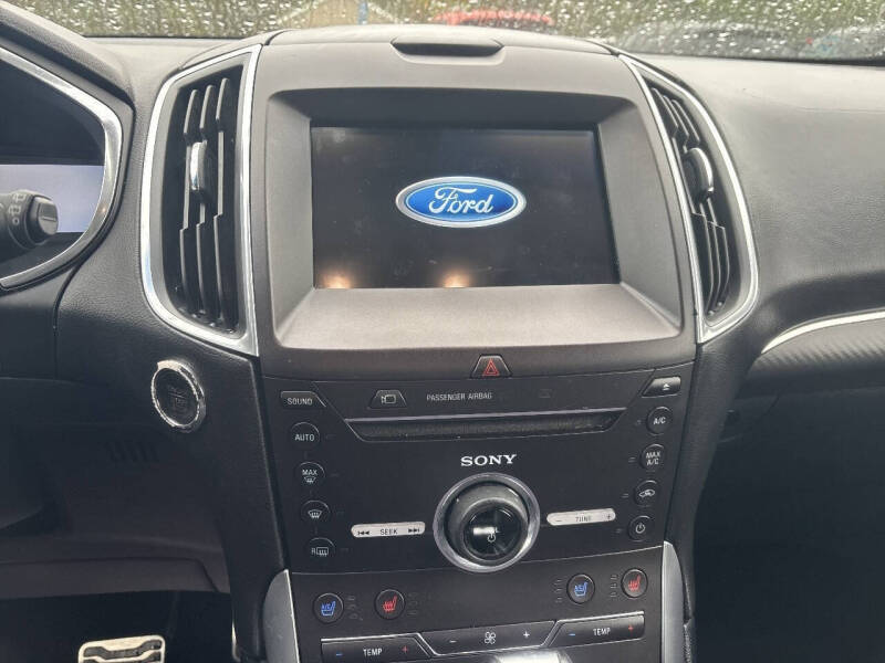 2016 Ford Edge Sport