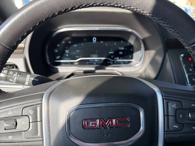 2022 GMC Yukon XL SLE