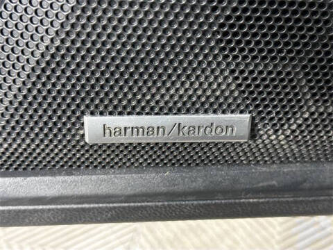 2022 Subaru Outback Touring XT