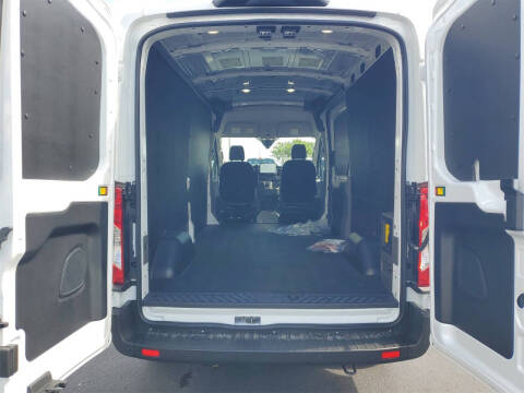 2025 Ford E-Transit 350