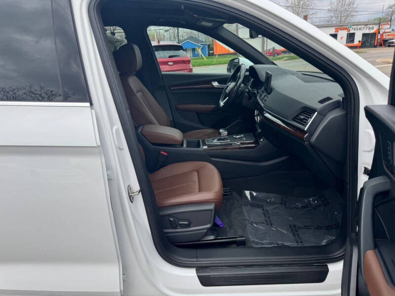 2019 Audi Q5 quattro Premium 45 TFSI