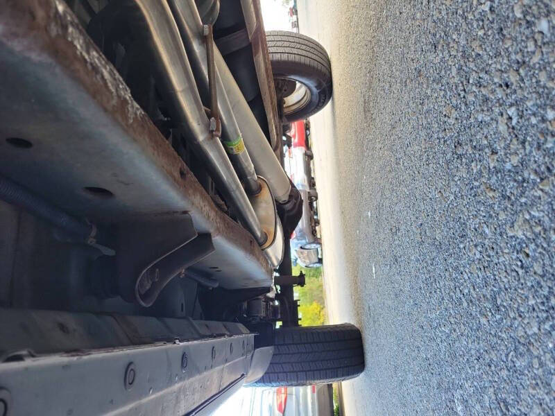 2013 Nissan Titan SV