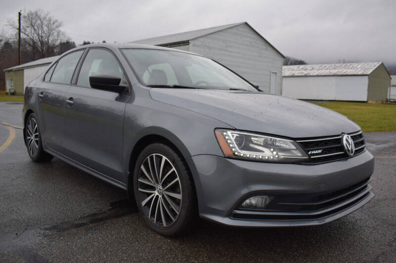 2016 Volkswagen Jetta for sale at CAR TRADE in Slatington PA