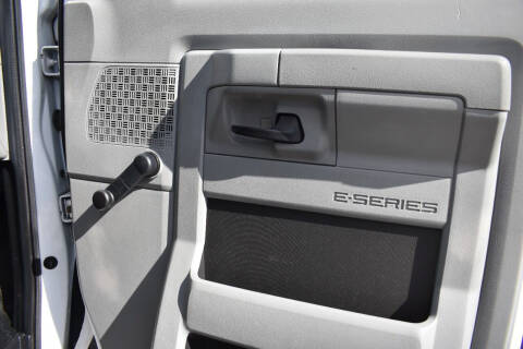 2015 Ford E-Series E-350 SD