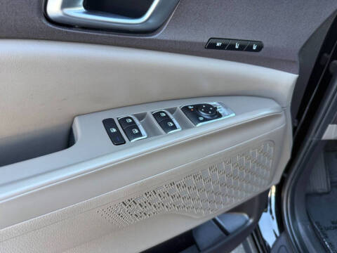 2025 Kia Carnival Hybrid SX