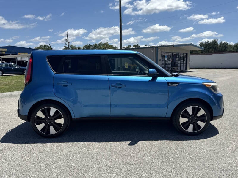 2016 Kia Soul +