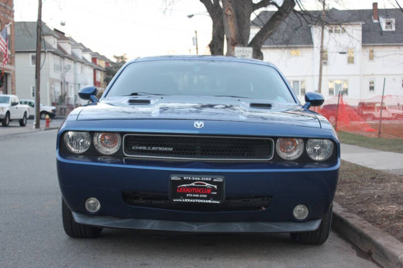 2010 Dodge Challenger SE