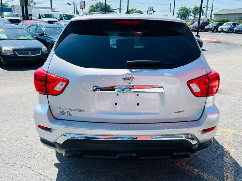2017 Nissan Pathfinder