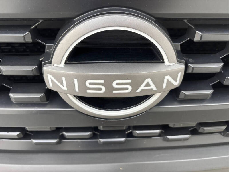 2025 Nissan Frontier