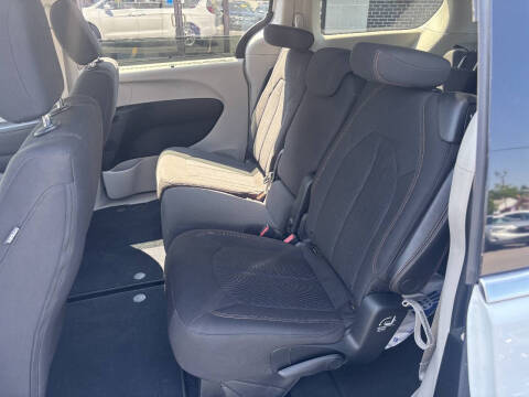 2018 Chrysler Pacifica Touring Plus