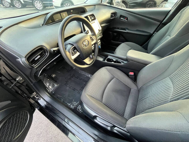 2016 Toyota Prius Two