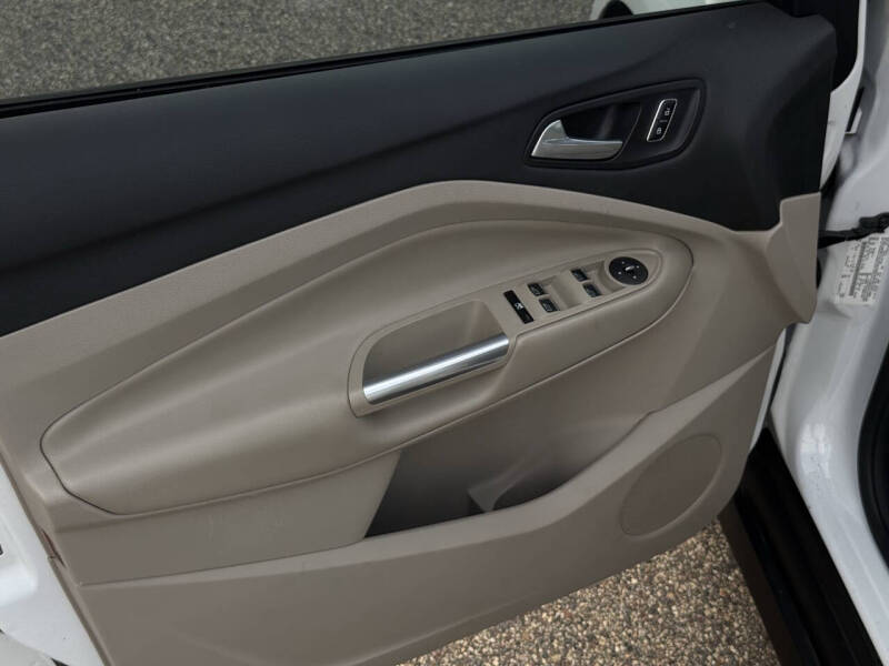 2014 Ford C-MAX Hybrid SE