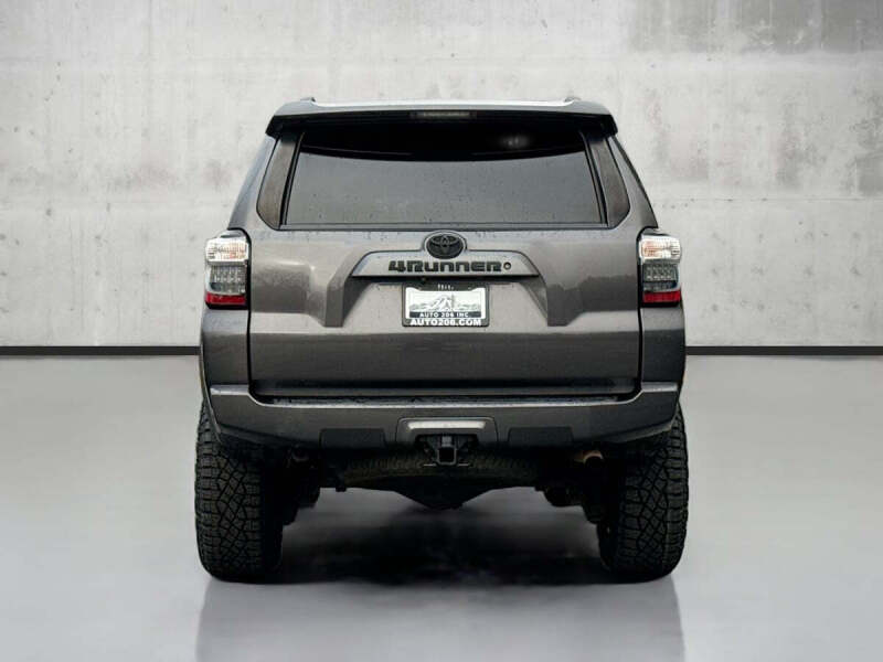 2014 Toyota 4Runner SR5