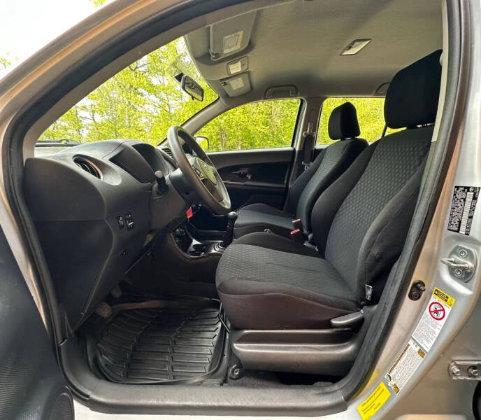 2009 Scion xD